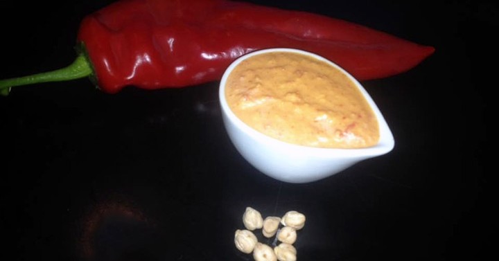 ⭐️ Νέα συνταγή στο blog!🥣Μια τυροκαυτερή αλλιώς! Μια τυροκαυτερή φτιαγμένη όχι από τυρί αλλά από ρεβύθια και πιπεριά Φλωρίνης! Δοκιμάστε την τώρα! ✏️Η συνταγή είναι της αγαπημένης dairy-free author Vasiliki Tzilnta Shqepa🥄Τα υλικά που χρειαζόμαστε είναι ρεβύθια, διατροφική μαγιά, μηλόξιδο, ελαιόλαδο, πιπέρι καγιέν, αλάτι, λεμόνι, πιπεριά Φλωρίνης και σκόρδο.Δείτε τη συνταγή στο bio μαςRecipe link in bio#dairyfree #newrecipe #homemade #dips #eggfree #glutenfree #nutsfree #easymade #foodblogger #recipes #foodphotography #healthyfood #foodfantasy #foodstagram #chickpeas #pepper #garlic