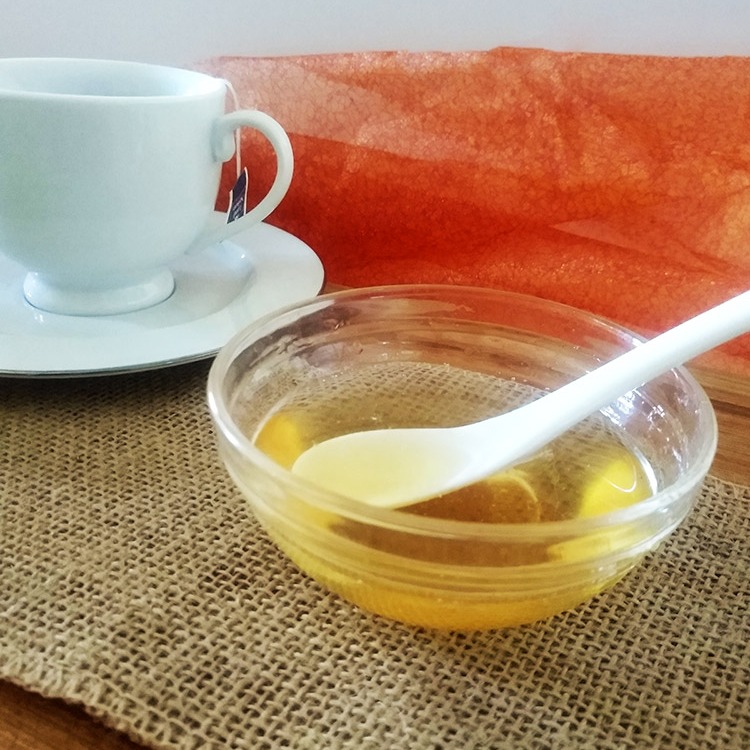 🥣Τώρα που έχουν ξεκινήσει τα πρώτα βηχαλάκια, αυτό το σπιτικό σιρόπι είναι ό,τι πρέπει για να ανακουφίζει τον ερεθισμένο λαιμό.
🥄Τα υλικά που χρειαζόμαστε τα βρίσκουμε στο @mpakalikatesen.gr
➡Δείτε τη συνταγή στο bio μας
Recipe link in bio
#dairyfree #glutenfree #homemade #syrup #winter #wellness #kidsrecipe #easymade #foodblogger #momrecipes #foodie #remedy #foodphotograhy